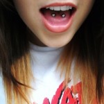 Modelos de piercings de boca para mulheres